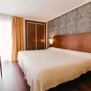 3* Hotel Torreluz Centro